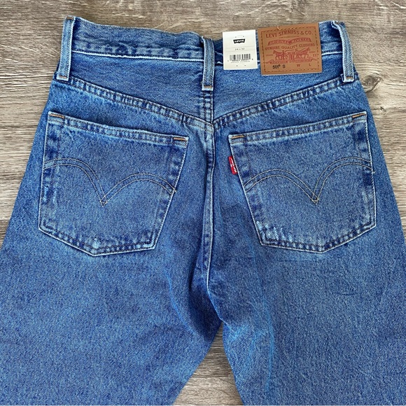 MSRP $108 NWT 24x32 Super Cute High Rise Levi’s “501 Skinny” Jeans in We Talk - Picture 8 of 13